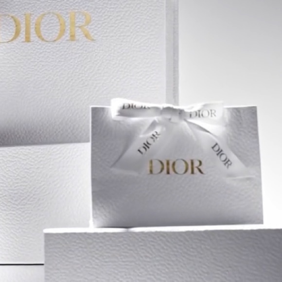 2 x Dior white small gift bag - Picture 11 of 13